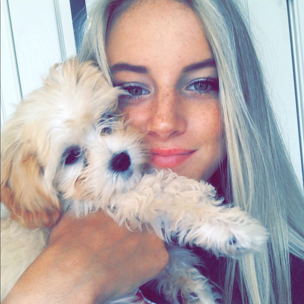 Meet your Posher, Madi